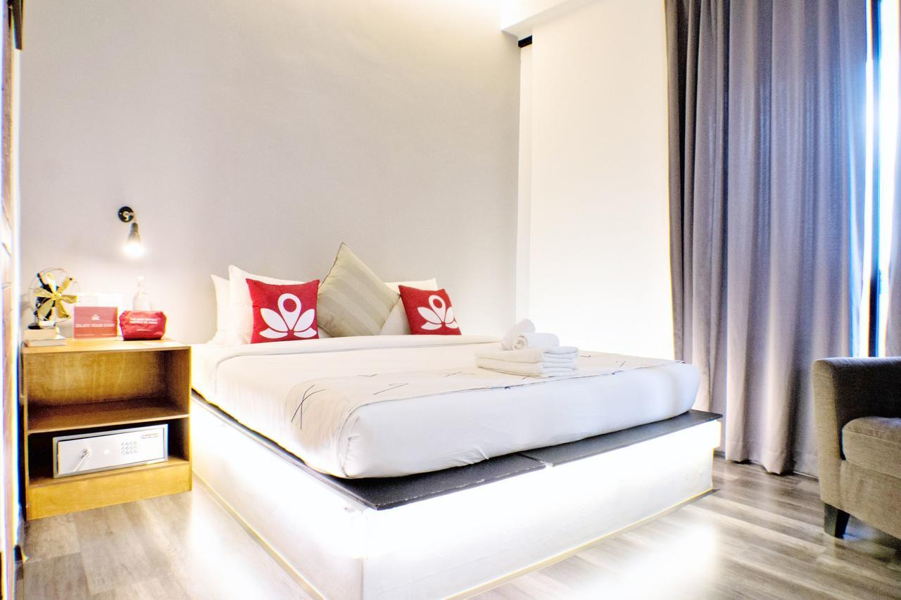 Zen Rooms Eden Parade Tanjung Bungah  Ngoại thất bức ảnh